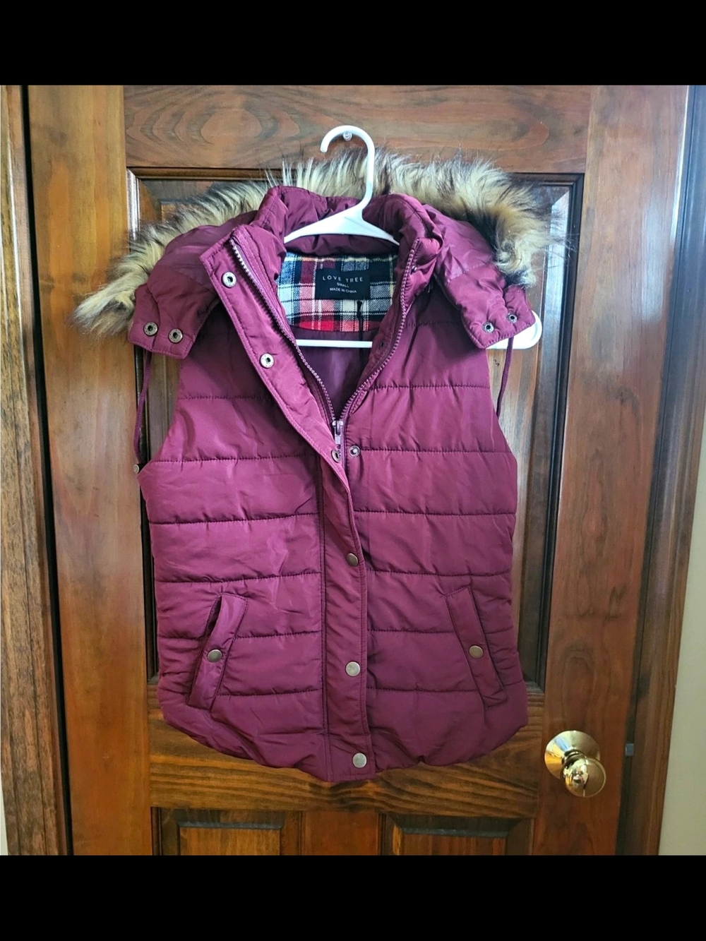 NEW Love Tree Wine Quilted Puffer Vest with Faux Fur Trim Hood